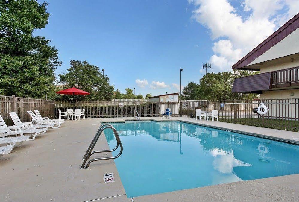 Red Roof Virginia Beach-norfolk Airport Motel 2*